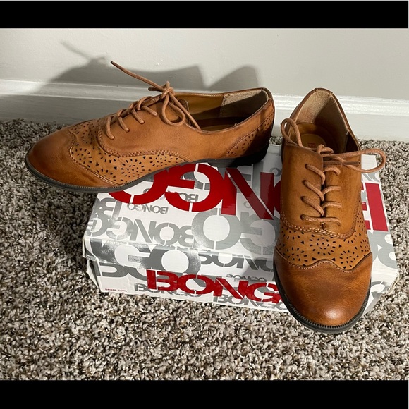 BONGO Shoes - Bongo Tan Shoes. Size 7.5.